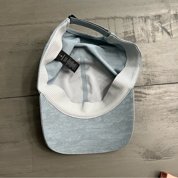 Lululemon Men’s Light Blue Running Hat Sz OS NWOT - Picture 4 of 7